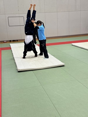 071029　エンジョイスポーツ器械体操03